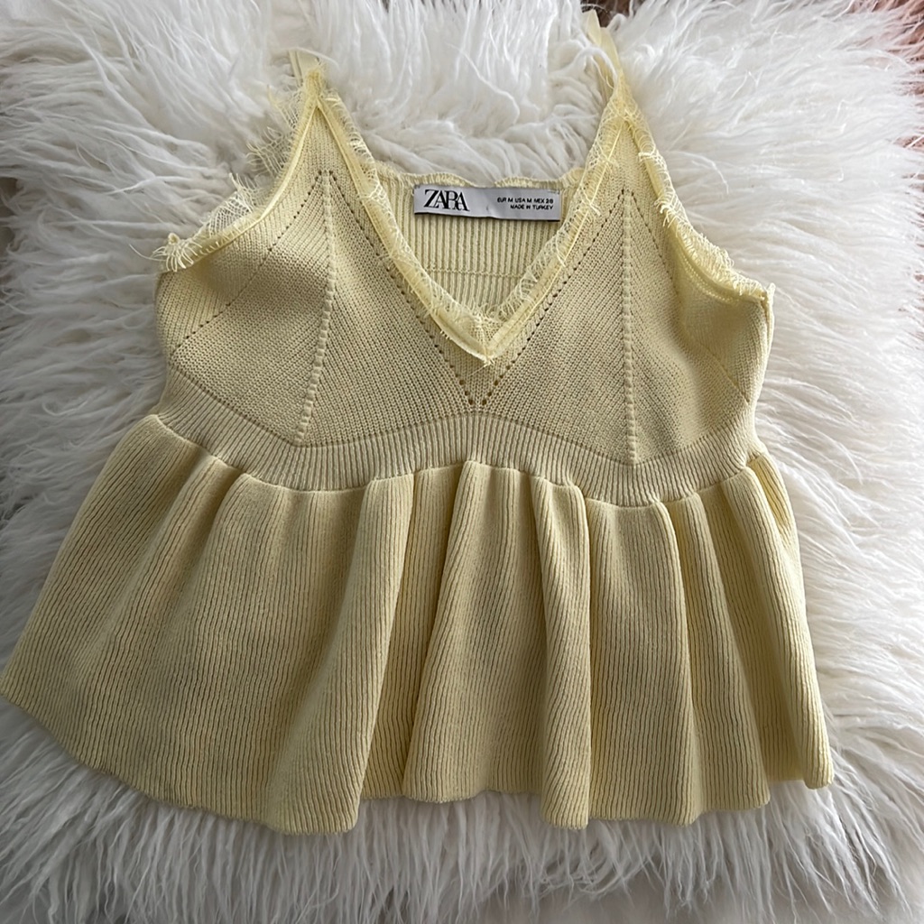 Yellow Knit Crop Zara
